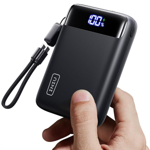 INIU Power Bank - 20000 mAh / 22,5 W incl. kabel